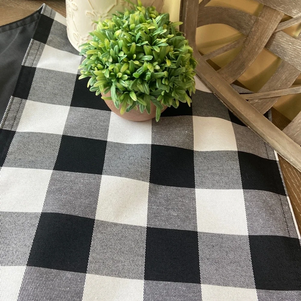 NEW! Modern Farmhouse Black & White Buffalo Check Plaid Dining Table Runner